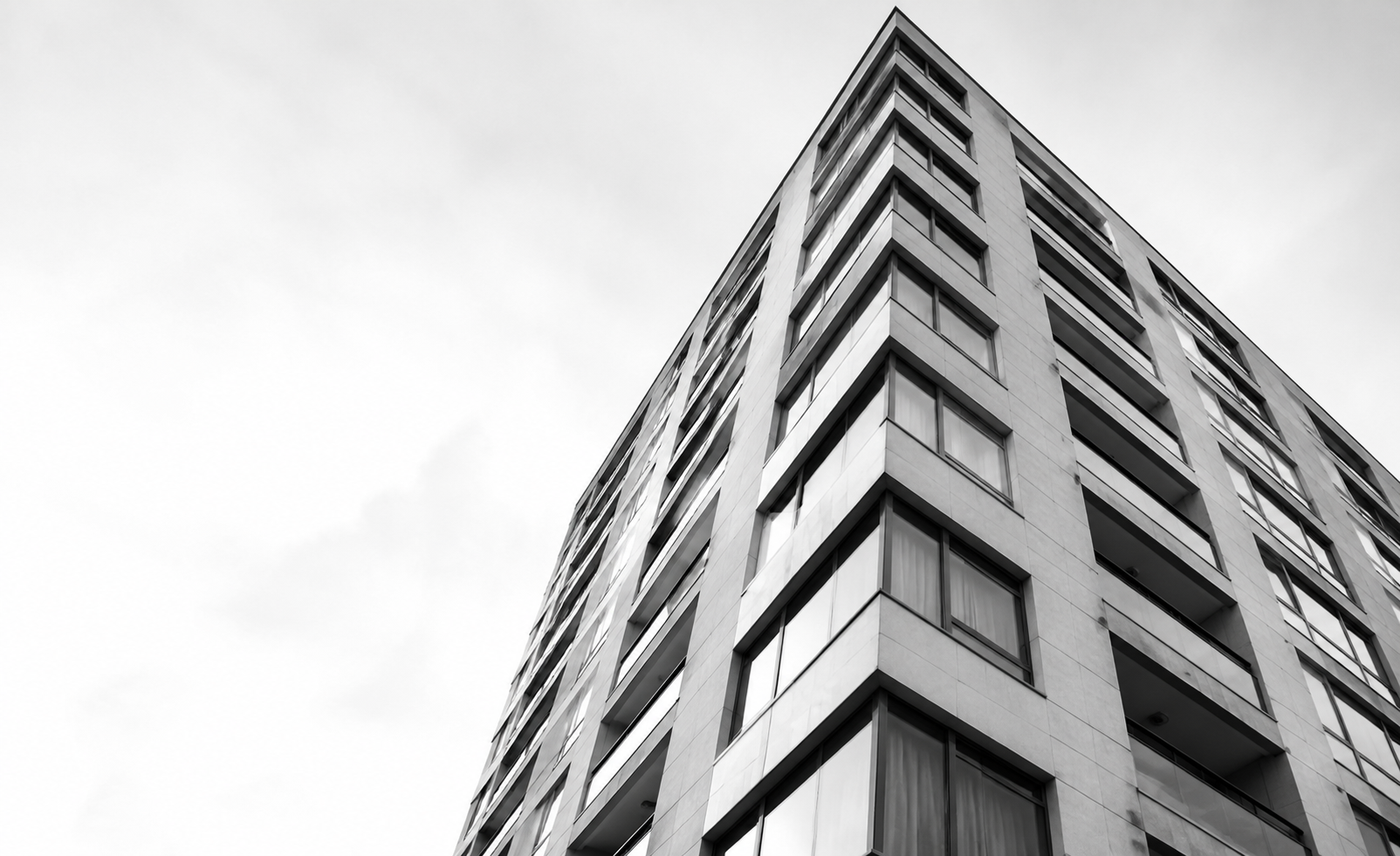 Fachada de edifício com acabamento de alto padrão